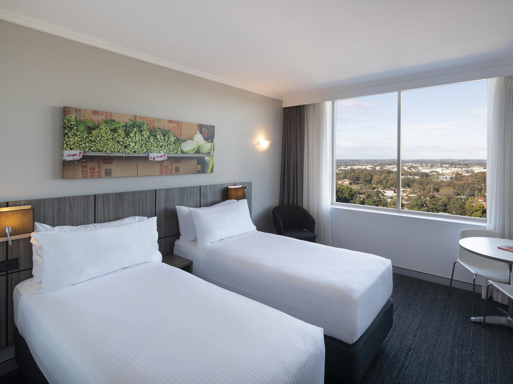 Mercure Sydney Bankstown Buitenkant foto