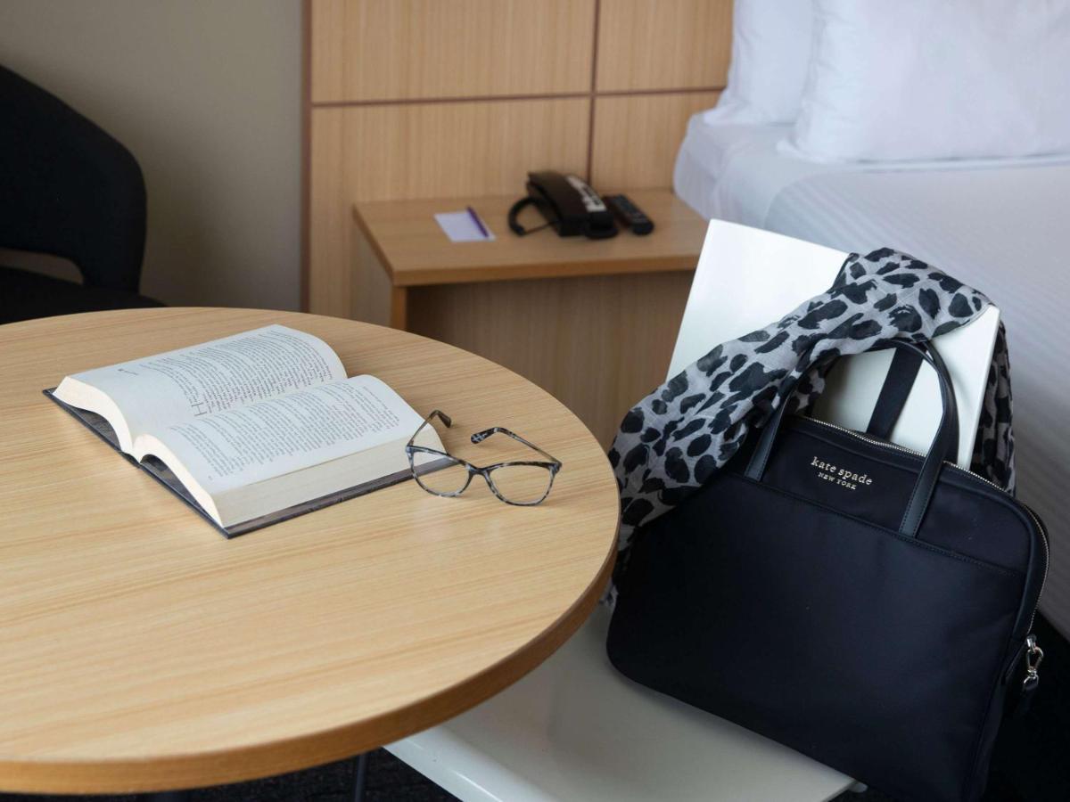 Mercure Sydney Bankstown Buitenkant foto