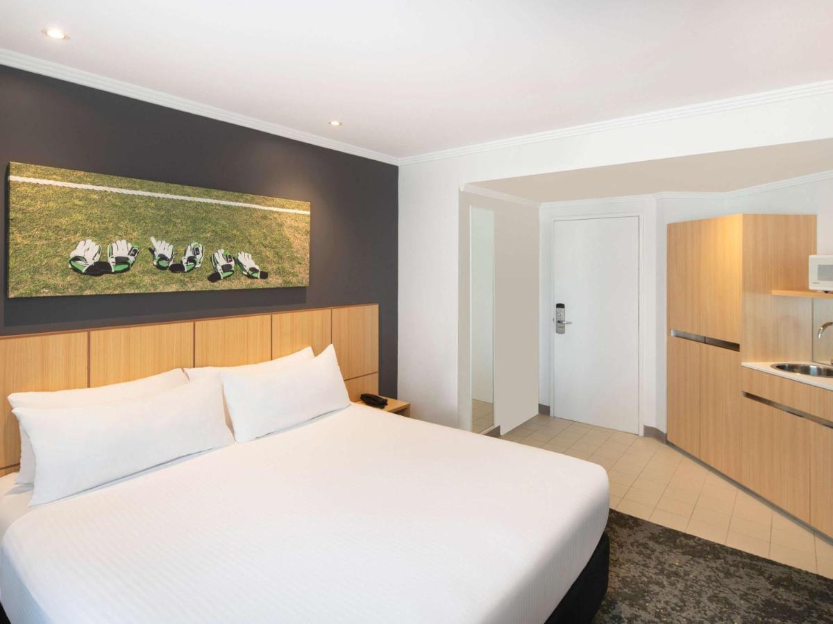 Mercure Sydney Bankstown Buitenkant foto
