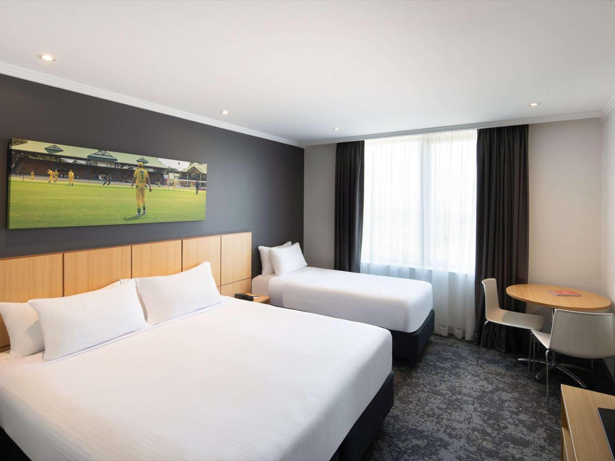 Mercure Sydney Bankstown Buitenkant foto
