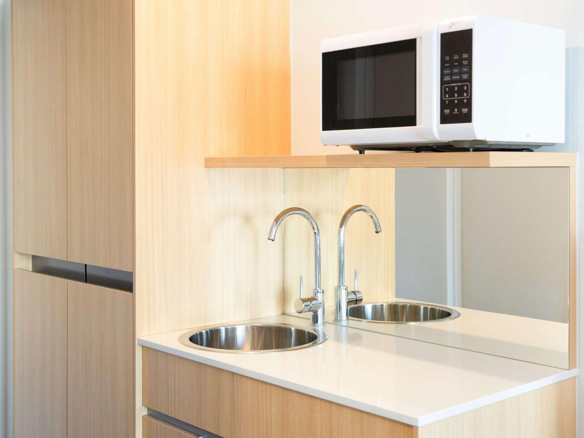 Mercure Sydney Bankstown Buitenkant foto