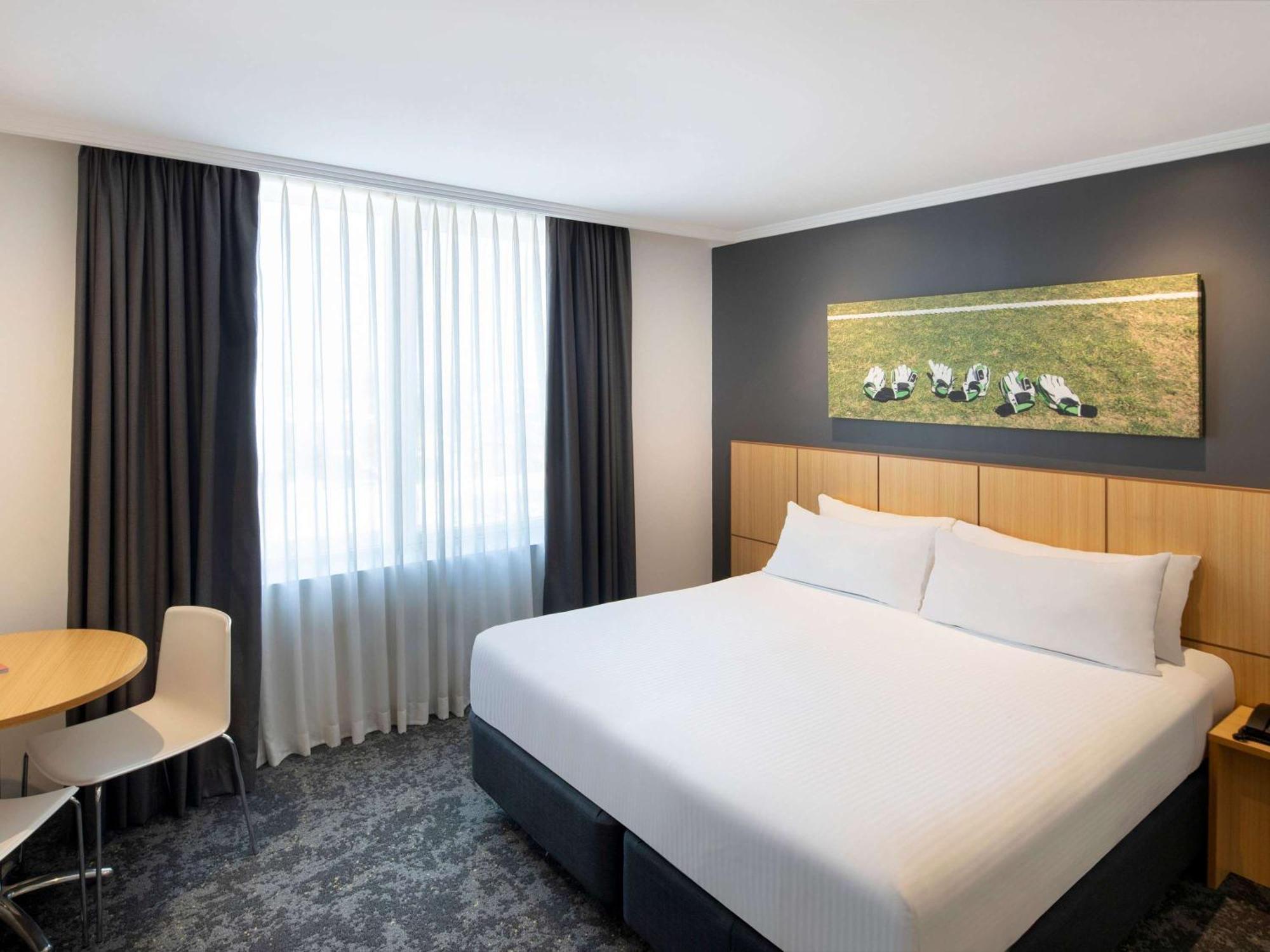 Mercure Sydney Bankstown Buitenkant foto