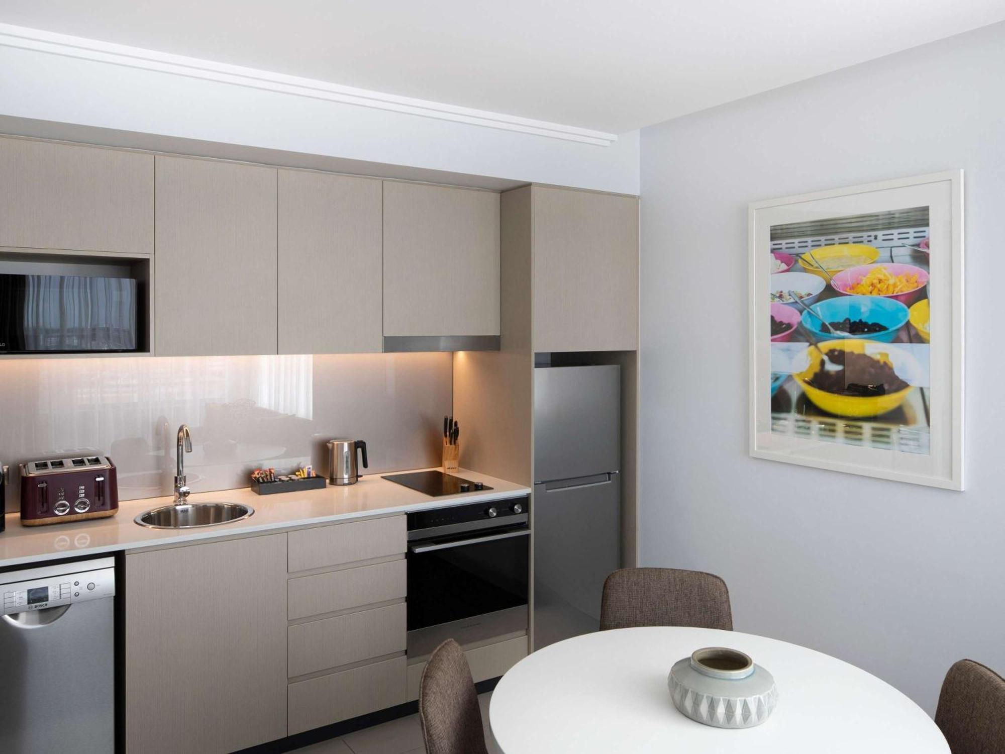 Mercure Sydney Bankstown Buitenkant foto