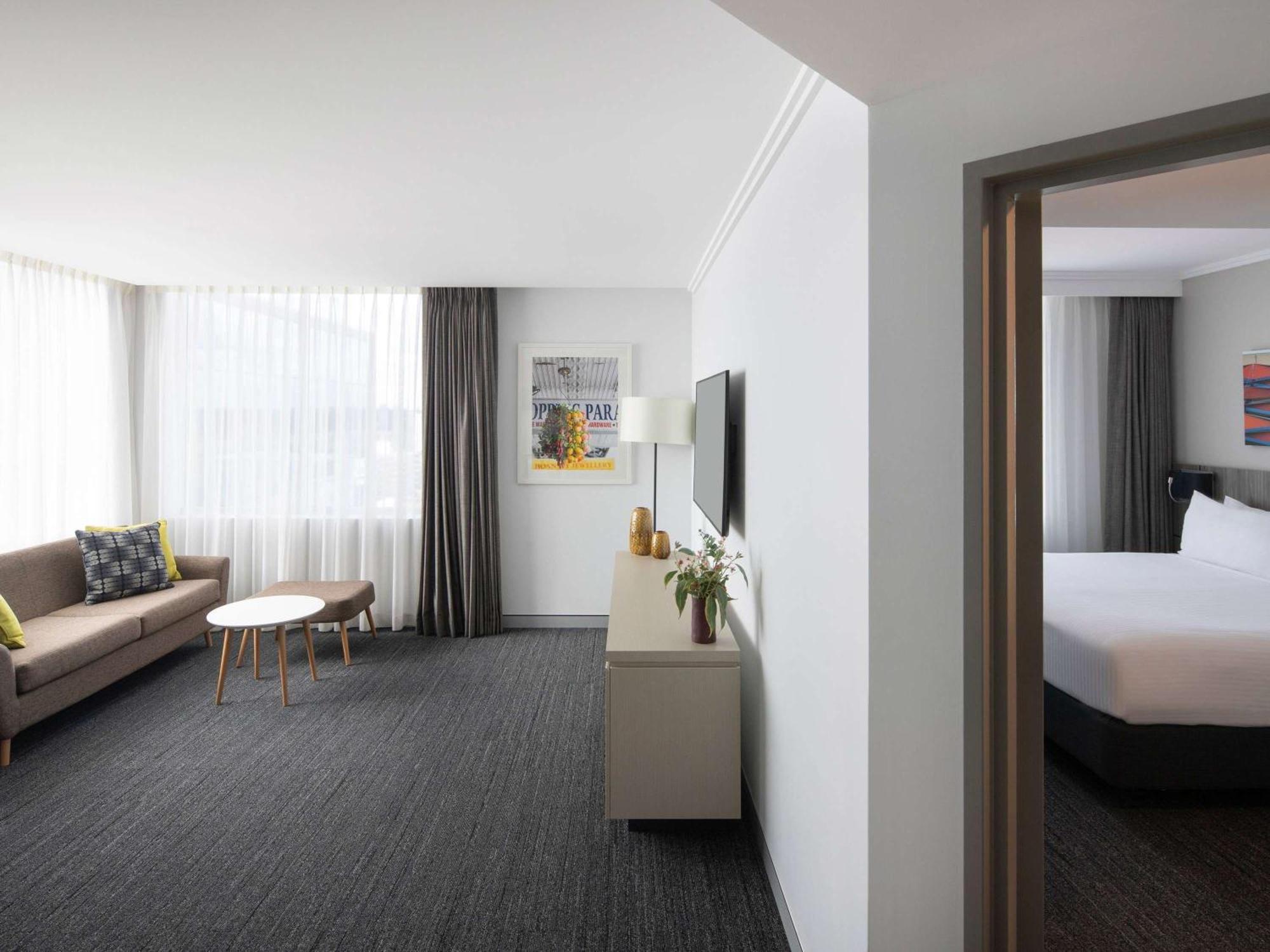 Mercure Sydney Bankstown Buitenkant foto